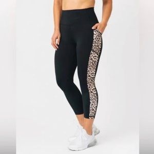 Zyia Capri Cheetah Print Legging - XXL (14-16)